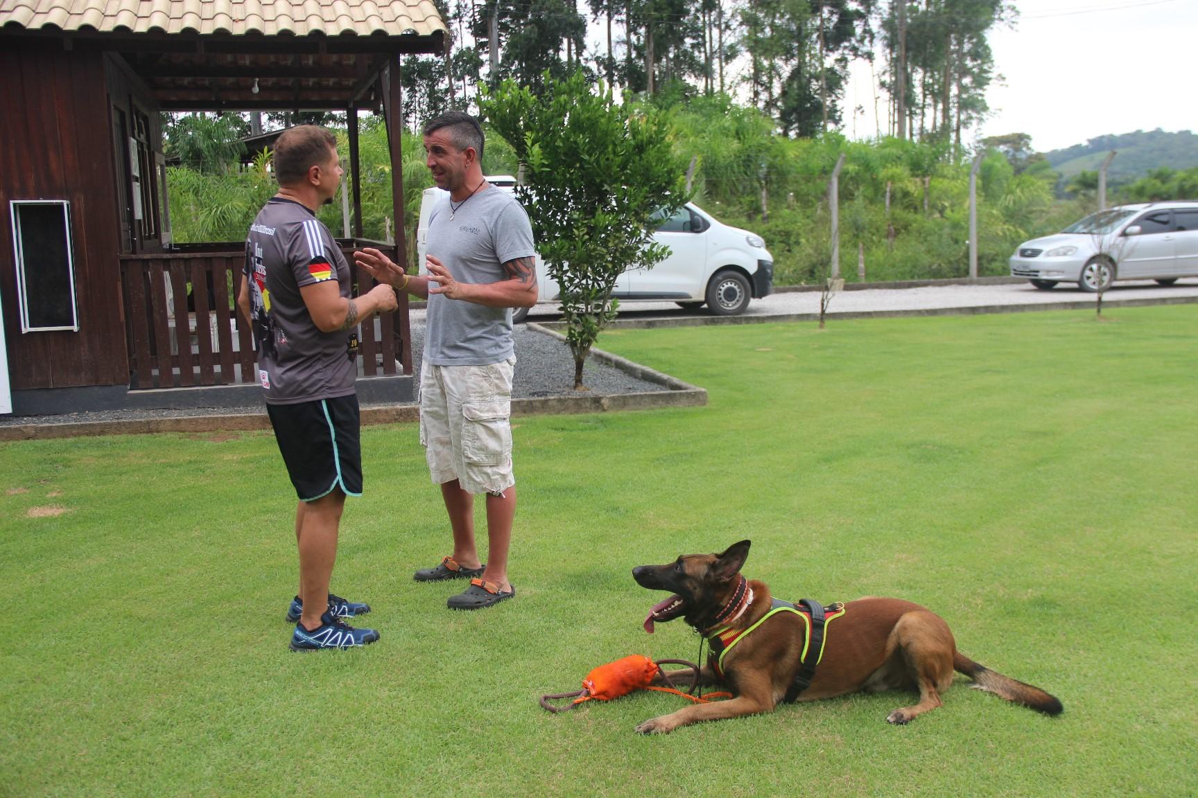 2020.Fev - Visita e treino com o tetracampeo Mundial de IPO/IGP Knut Fuchs no Canil Shroom.