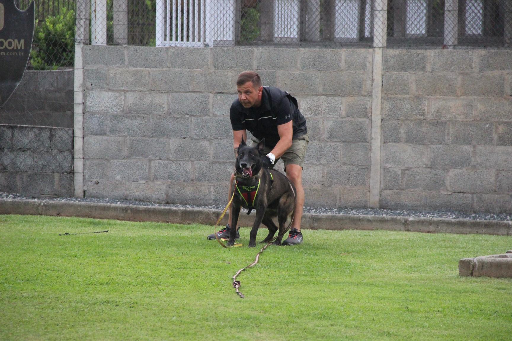 2020.Jan.18 - Seal Araguaia em treino com Victor Saad.
