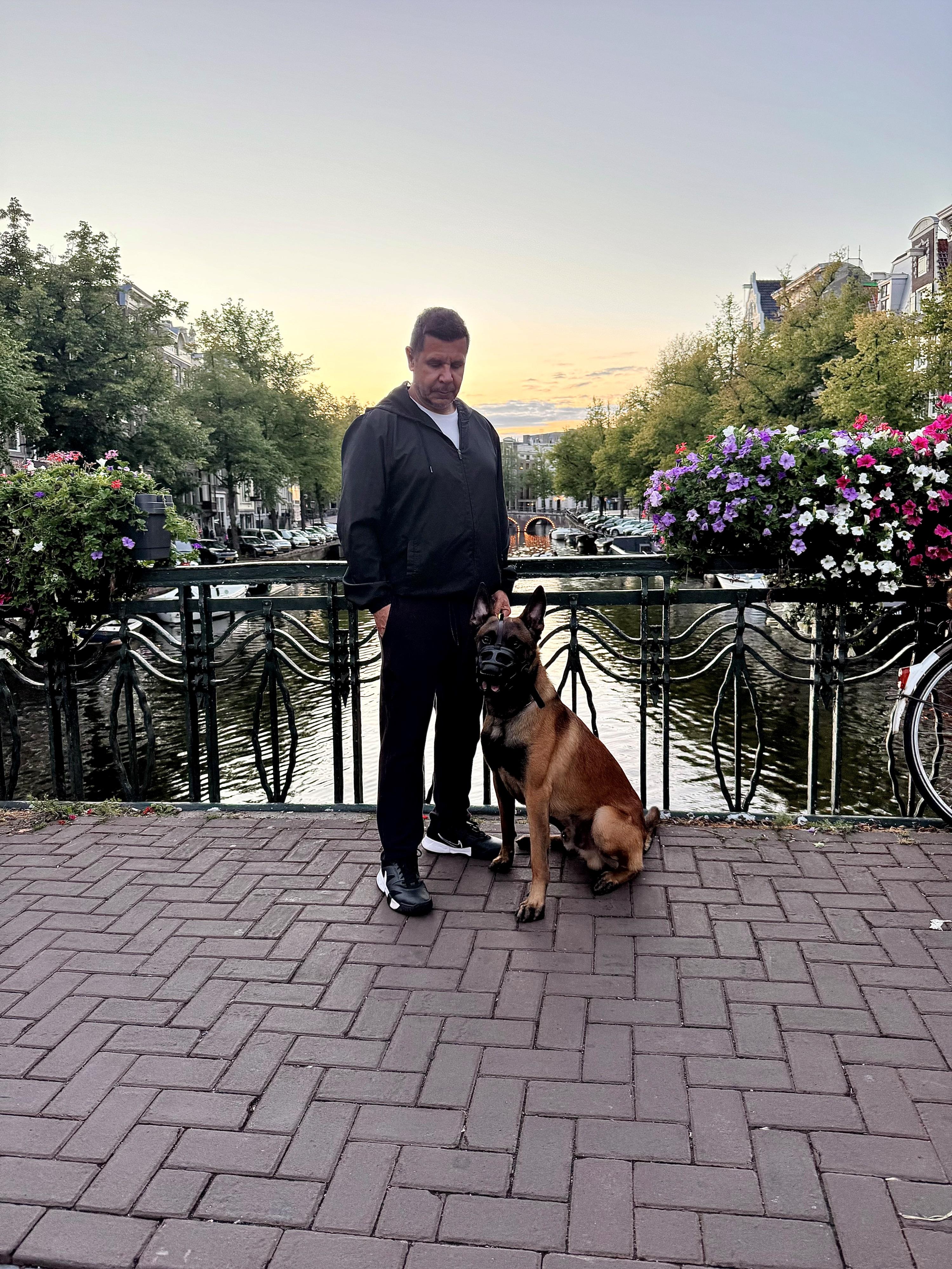 2026.Set - Leguan des Chiens de Travail - Holanda